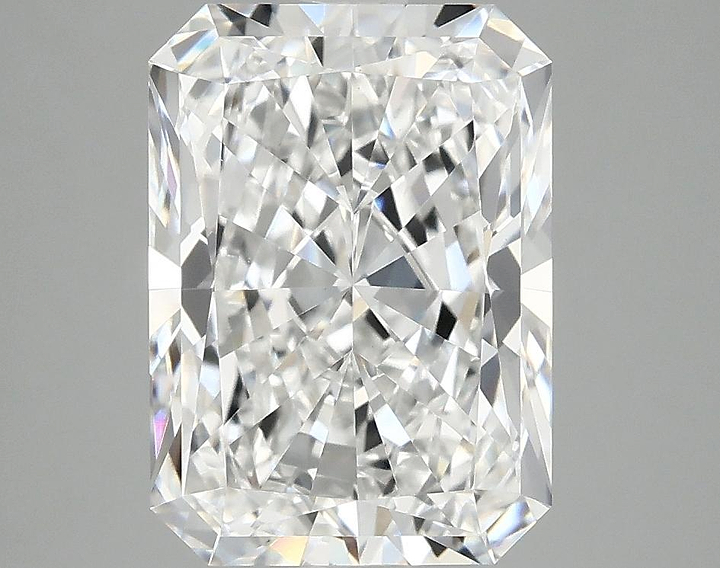 4.02 Carat Radiant Shaped Ideal Cut VVS2 IGI Certified Lab Grown Diamond