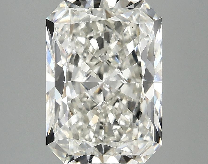 3.07 Carat Radiant Shaped Ideal Cut VS1 IGI Certified Lab Grown Diamond