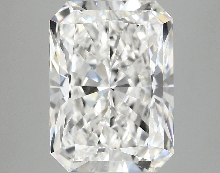 4.17 Carat Radiant Shaped Excellent Cut VS1 IGI Certified Lab Grown Diamond