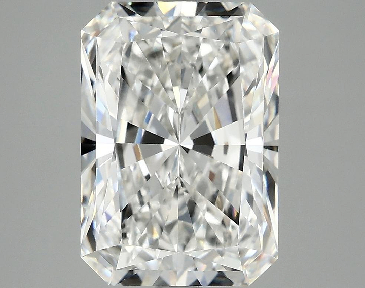4.1 Carat Radiant Shaped Ideal Cut VS1 IGI Certified Lab Grown Diamond