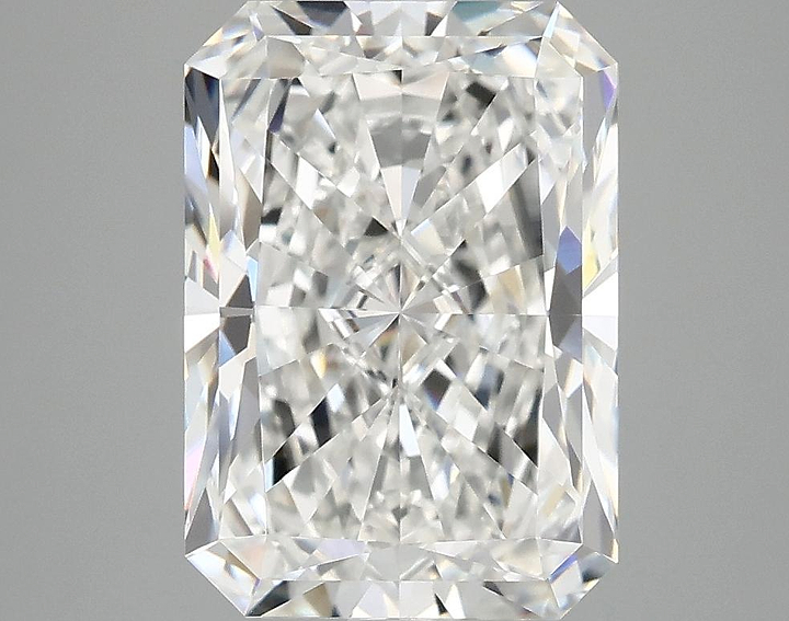 4.06 Carat Radiant Shaped Ideal Cut VVS2 IGI Certified Lab Grown Diamond