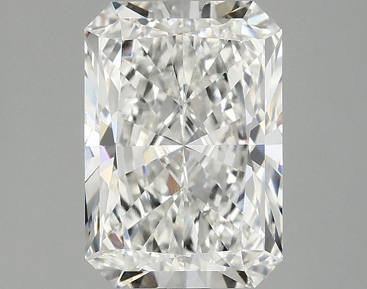 2.81 Carat Radiant Shaped Ideal Cut VVS2 IGI Certified Lab Grown Diamond