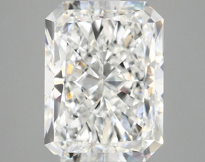 3.52 Carat Radiant Shaped Excellent Cut VVS2 IGI Certified Lab Grown Diamond