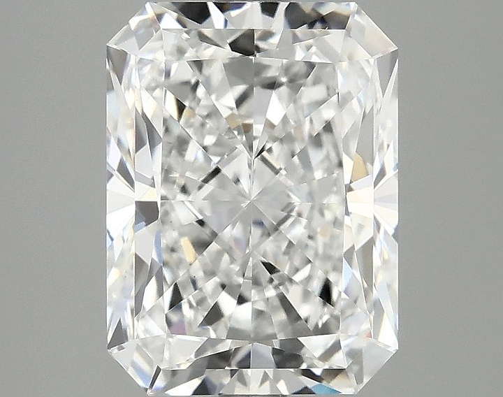 3.9 Carat Radiant Shaped Excellent Cut VS1 IGI Certified Lab Grown Diamond