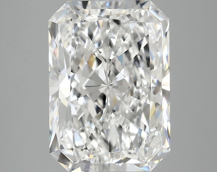 4.05 Carat Radiant Shaped Ideal Cut VVS2 IGI Certified Lab Grown Diamond