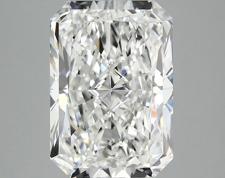 3.95 Carat Radiant Shaped Ideal Cut VVS2 IGI Certified Lab Grown Diamond