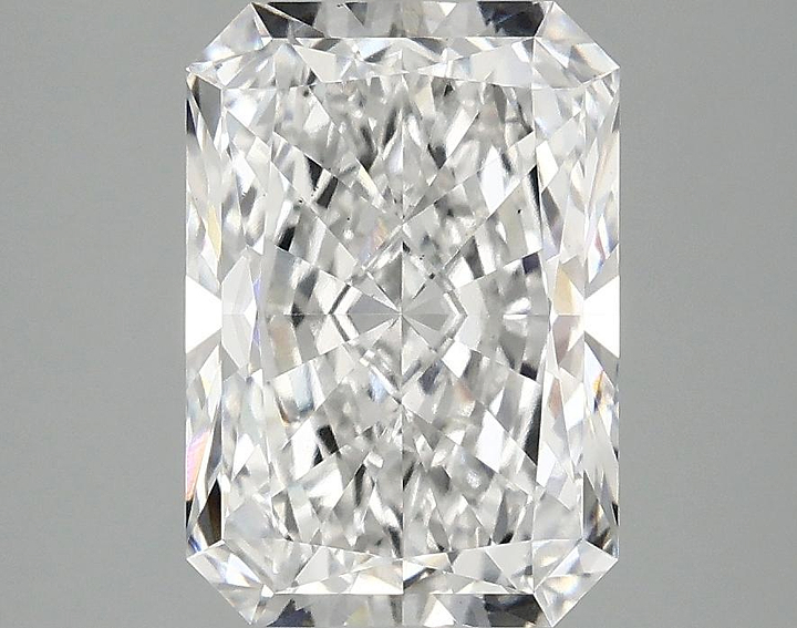 3.05 Carat Radiant Shaped Ideal Cut VS1 IGI Certified Lab Grown Diamond