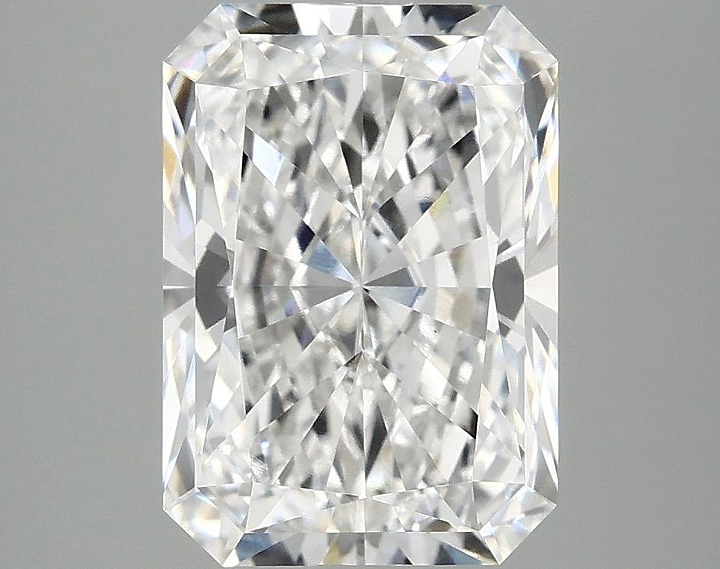 3.41 Carat Radiant Shaped Ideal Cut VS1 IGI Certified Lab Grown Diamond