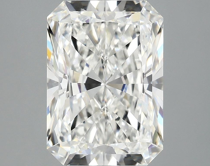 4.12 Carat Radiant Shaped Ideal Cut VVS2 IGI Certified Lab Grown Diamond