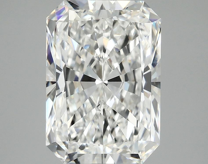 3.89 Carat Radiant Shaped Ideal Cut VVS2 IGI Certified Lab Grown Diamond