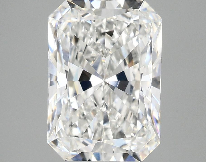 3.09 Carat Radiant Shaped Ideal Cut VS1 IGI Certified Lab Grown Diamond