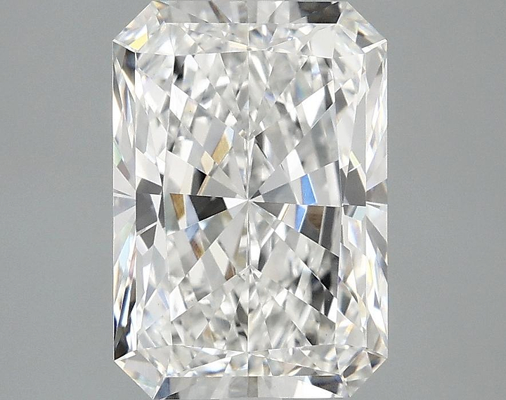 2.94 Carat Radiant Shaped Ideal Cut VVS2 IGI Certified Lab Grown Diamond