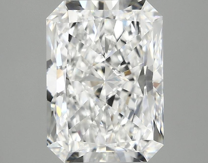 2.93 Carat Radiant Shaped Excellent Cut VVS2 IGI Certified Lab Grown Diamond
