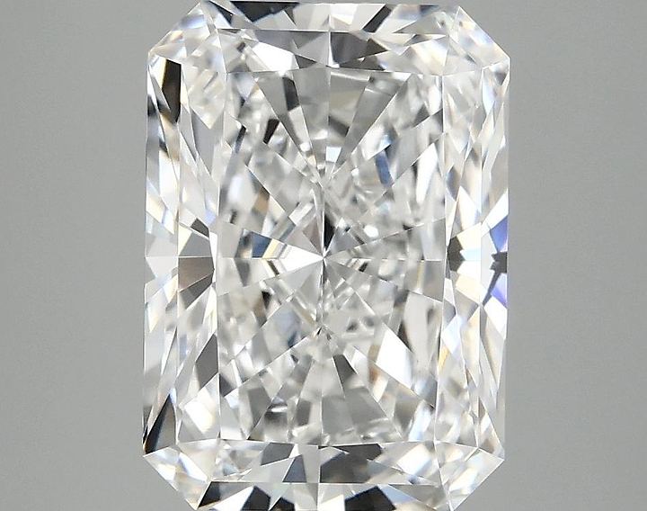 4.09 Carat Radiant Shaped Ideal Cut VVS2 IGI Certified Lab Grown Diamond