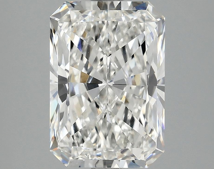 3.08 Carat Radiant Shaped Ideal Cut VVS2 IGI Certified Lab Grown Diamond