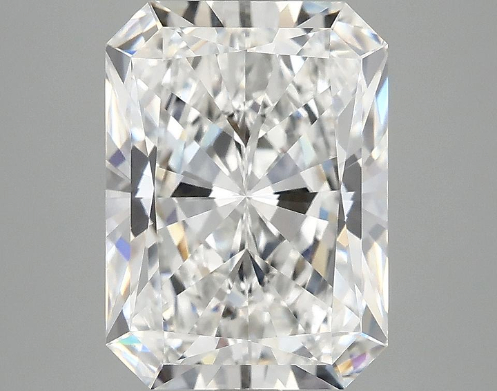 4.07 Carat Radiant Shaped Excellent Cut VVS2 IGI Certified Lab Grown Diamond