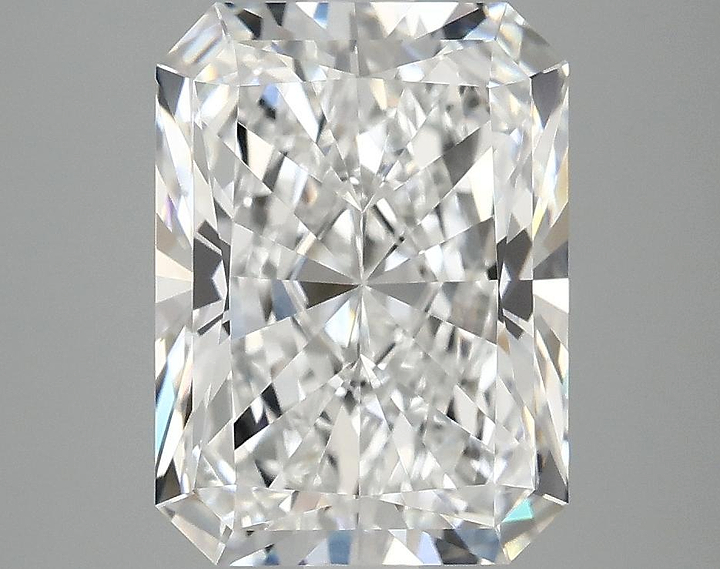 4.06 Carat Radiant Shaped Excellent Cut VVS2 IGI Certified Lab Grown Diamond