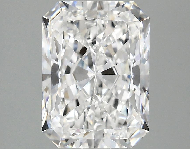 3.1 Carat Radiant Shaped Excellent Cut VVS2 IGI Certified Lab Grown Diamond