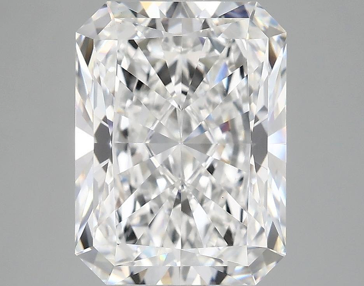 4.12 Carat Radiant Shaped Excellent Cut VS1 IGI Certified Lab Grown Diamond