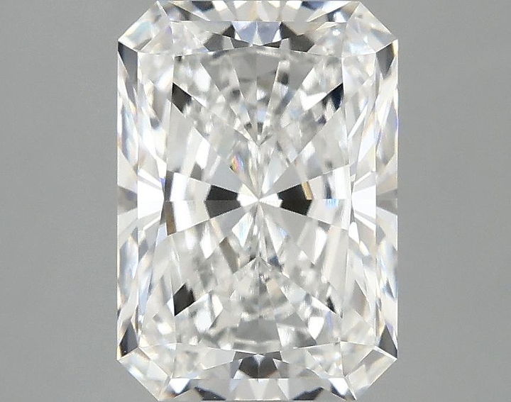 2.96 Carat Radiant Shaped Ideal Cut VVS2 IGI Certified Lab Grown Diamond