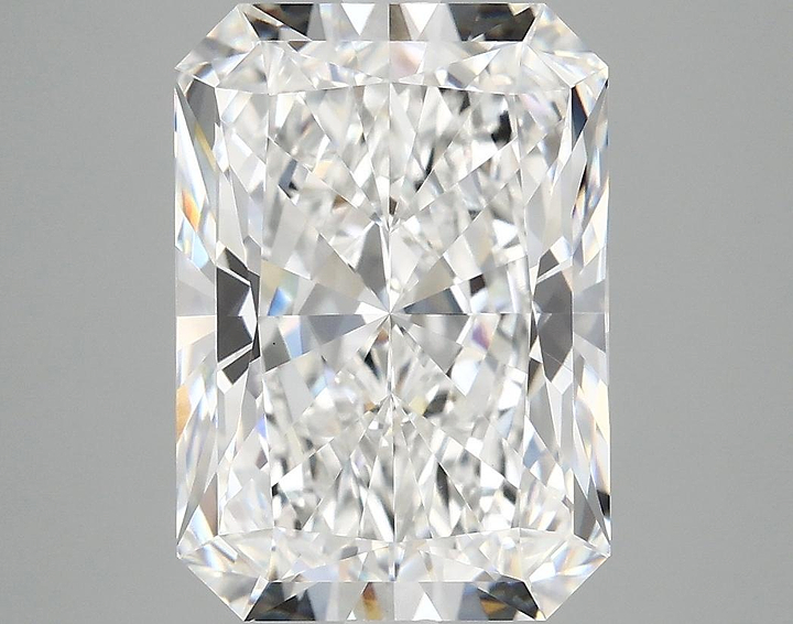 4.99 Carat Radiant Shaped Ideal Cut VVS2 IGI Certified Lab Grown Diamond