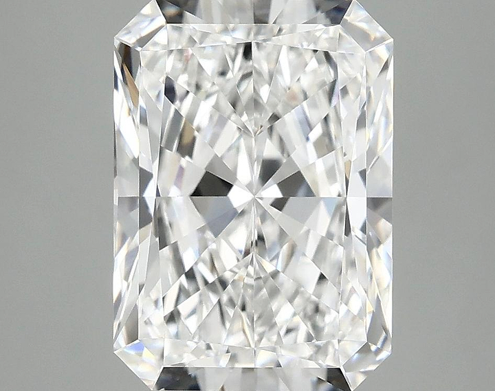 4.08 Carat Radiant Shaped Ideal Cut VVS2 IGI Certified Lab Grown Diamond