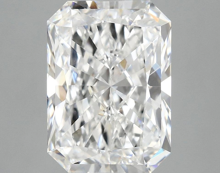 4.02 Carat Radiant Shaped Ideal Cut VS1 IGI Certified Lab Grown Diamond