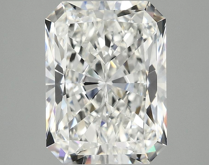 3.51 Carat Radiant Shaped Excellent Cut VS2 IGI Certified Lab Grown Diamond
