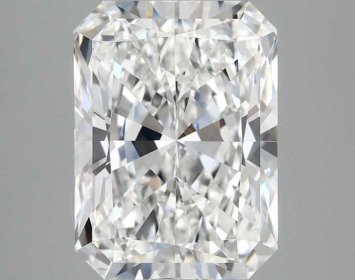 4.09 Carat Radiant Shaped Excellent Cut VVS2 IGI Certified Lab Grown Diamond