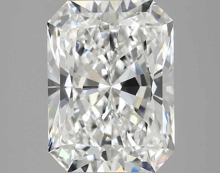 3.1 Carat Radiant Shaped Excellent Cut VVS2 IGI Certified Lab Grown Diamond