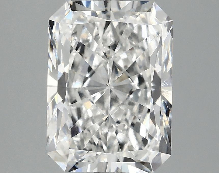 3.03 Carat Radiant Shaped Excellent Cut VS2 IGI Certified Lab Grown Diamond