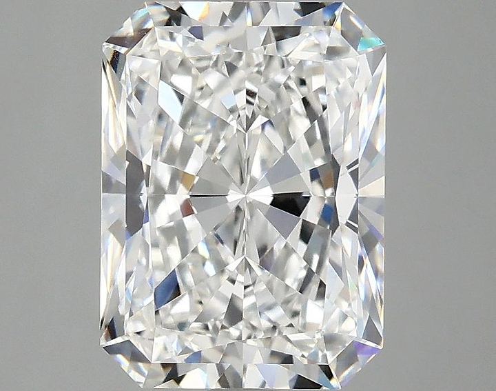 3.09 Carat Radiant Shaped Excellent Cut VVS2 IGI Certified Lab Grown Diamond