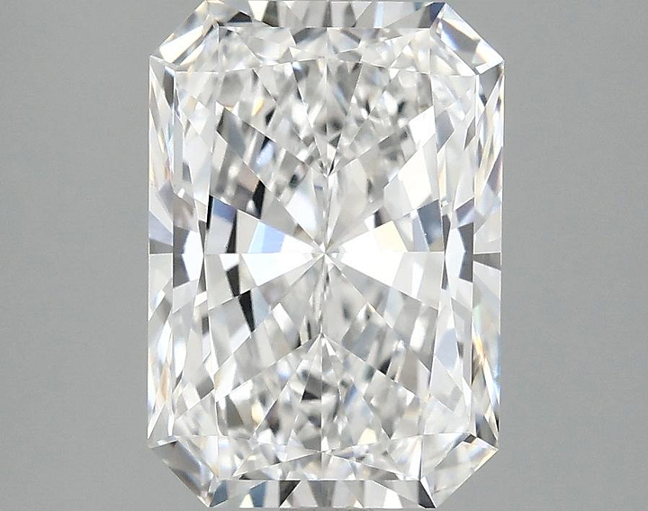 2.98 Carat Radiant Shaped Ideal Cut VVS2 IGI Certified Lab Grown Diamond