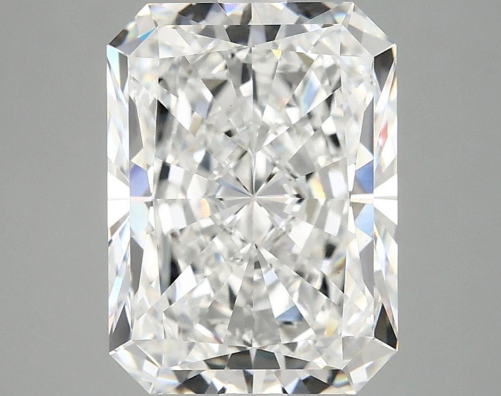 4.06 Carat Radiant Shaped Excellent Cut VVS2 IGI Certified Lab Grown Diamond