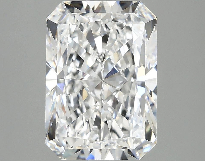 4.01 Carat Radiant Shaped Ideal Cut VVS2 IGI Certified Lab Grown Diamond