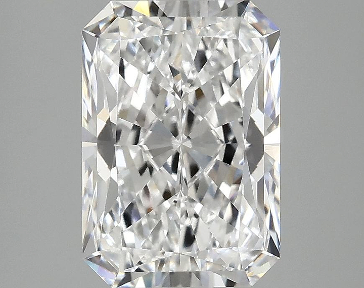 3.01 Carat Radiant Shaped Ideal Cut VVS2 IGI Certified Lab Grown Diamond