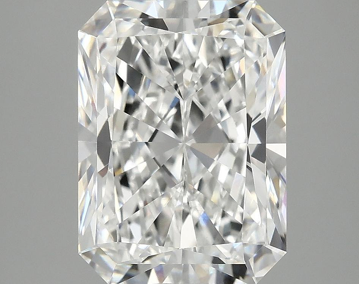 4.09 Carat Radiant Shaped Excellent Cut VVS2 IGI Certified Lab Grown Diamond