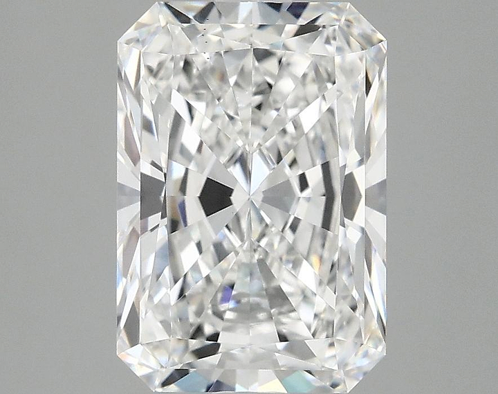 3.07 Carat Radiant Shaped Ideal Cut VS1 IGI Certified Lab Grown Diamond
