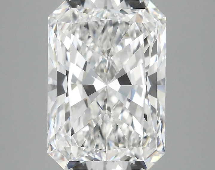 4.03 Carat Radiant Shaped Ideal Cut VVS2 IGI Certified Lab Grown Diamond