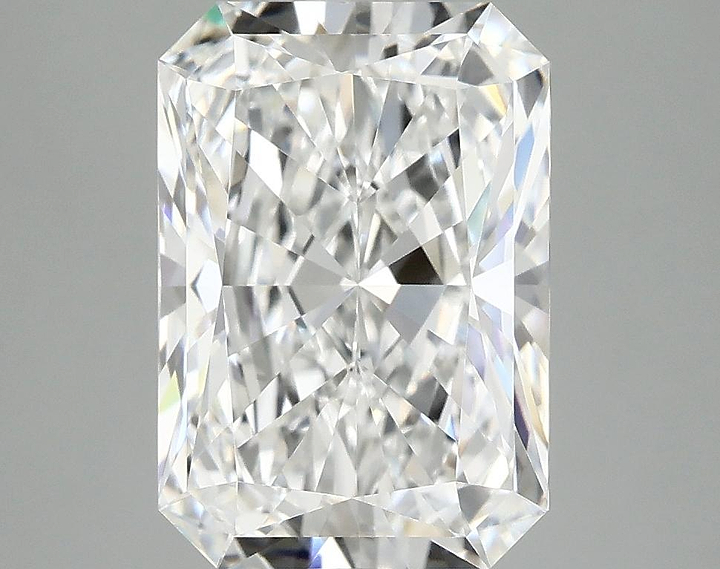 4.09 Carat Radiant Shaped Ideal Cut VVS2 IGI Certified Lab Grown Diamond