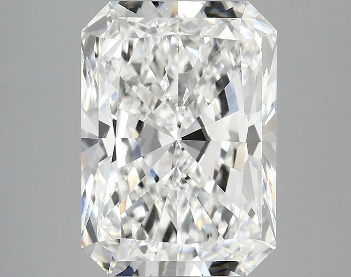 4.01 Carat Radiant Shaped Ideal Cut VS1 IGI Certified Lab Grown Diamond