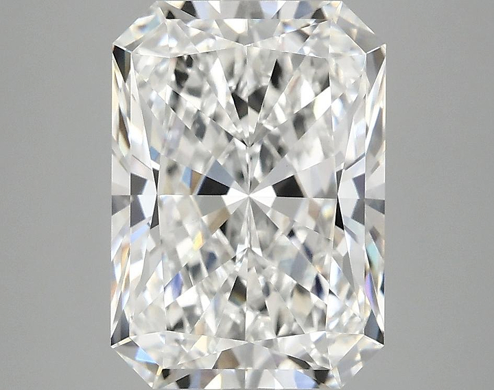 3.95 Carat Radiant Shaped Ideal Cut VVS2 IGI Certified Lab Grown Diamond