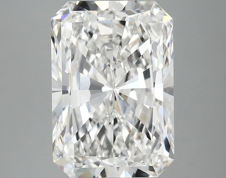 4.91 Carat Radiant Shaped Ideal Cut VVS2 IGI Certified Lab Grown Diamond