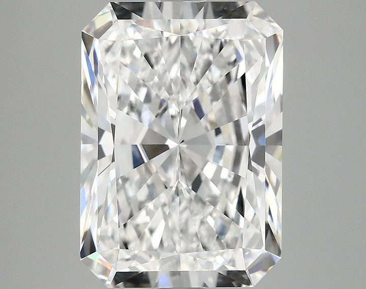 4.19 Carat Radiant Shaped Ideal Cut VVS2 IGI Certified Lab Grown Diamond