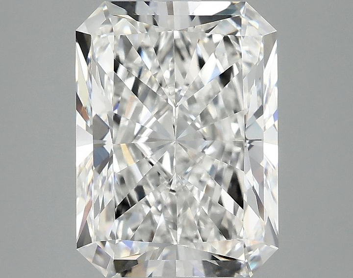 4.02 Carat Radiant Shaped Excellent Cut VVS2 IGI Certified Lab Grown Diamond