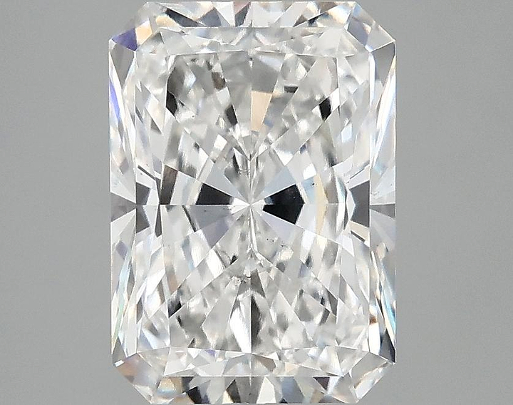 3.01 Carat Radiant Shaped Ideal Cut VS2 IGI Certified Lab Grown Diamond