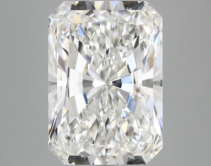 4.33 Carat Radiant Shaped Ideal Cut VVS2 IGI Certified Lab Grown Diamond