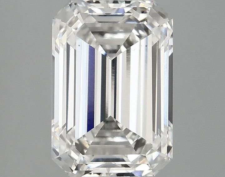 3.08 Carat Emerald Shaped Ideal Cut VS2 IGI Certified Lab Grown Diamond