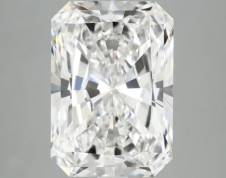 4.08 Carat Radiant Shaped Ideal Cut VVS2 IGI Certified Lab Grown Diamond