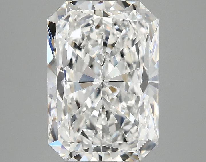 4.0 Carat Radiant Shaped Ideal Cut VVS2 IGI Certified Lab Grown Diamond
